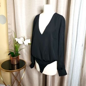 BLACK BODYSUIT